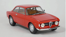 MITICA Alfa Romeo Giulia 1300 GT Junior